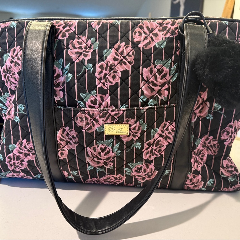 Vintage Betsy Johnson quilted black and white with pink roses weekender 18/13